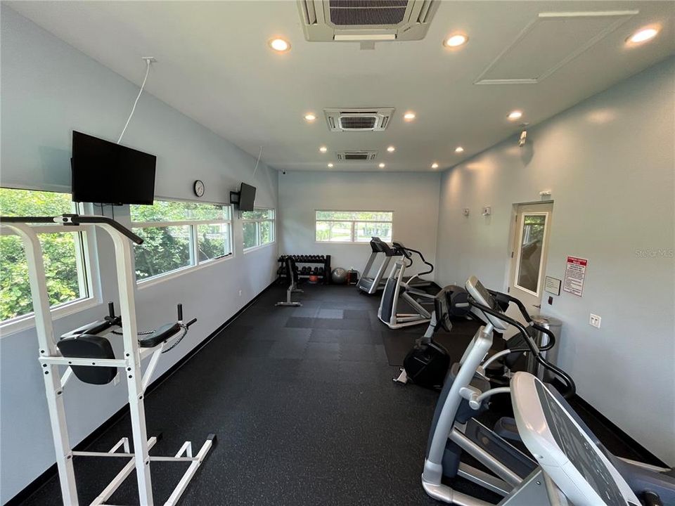 For Sale: $425,000 (3 beds, 2 baths, 2246 Square Feet)