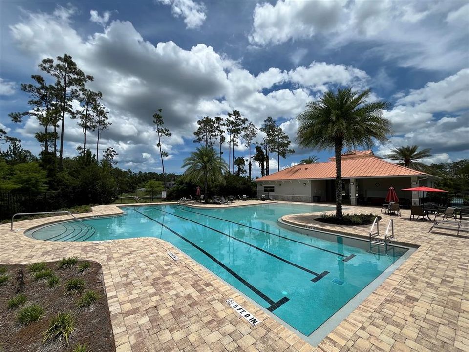 For Sale: $425,000 (3 beds, 2 baths, 2246 Square Feet)