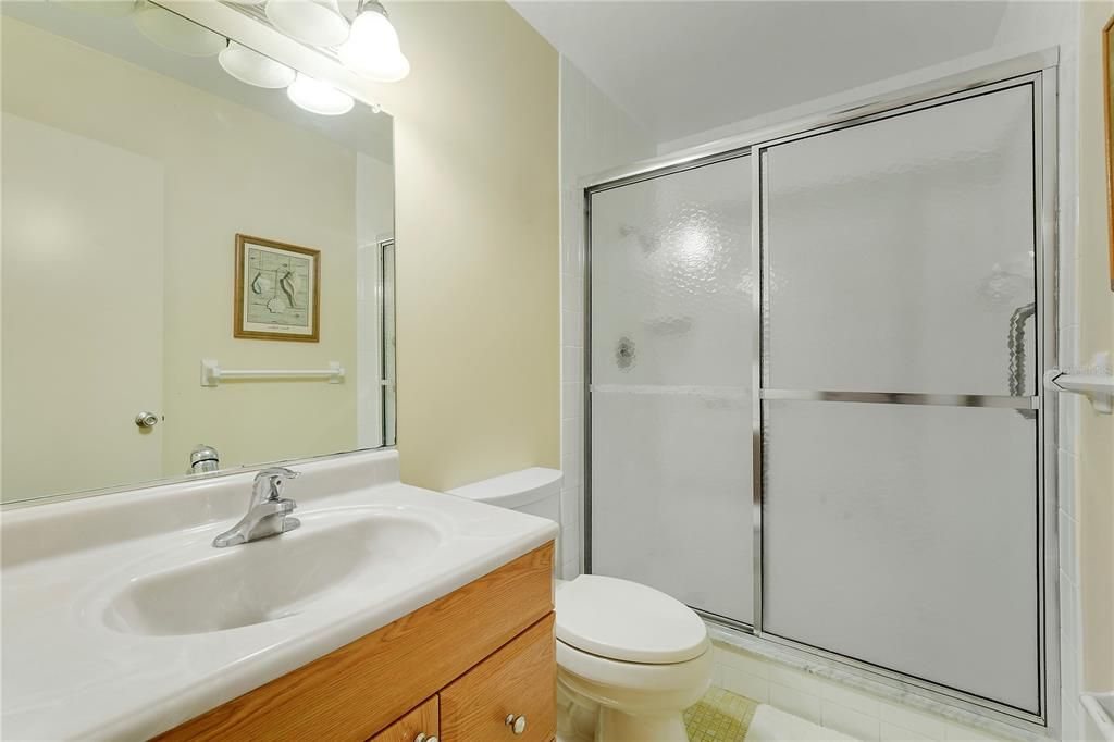 For Sale: $339,000 (2 beds, 2 baths, 1088 Square Feet)