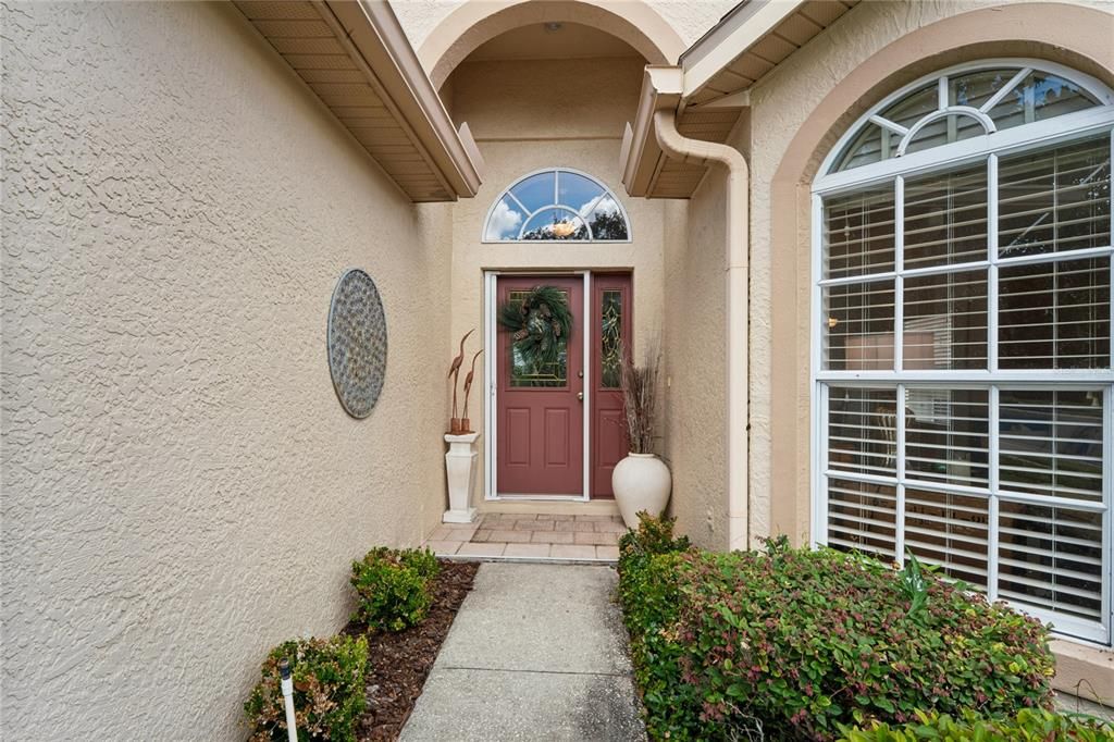 For Sale: $299,000 (3 beds, 2 baths, 1975 Square Feet)