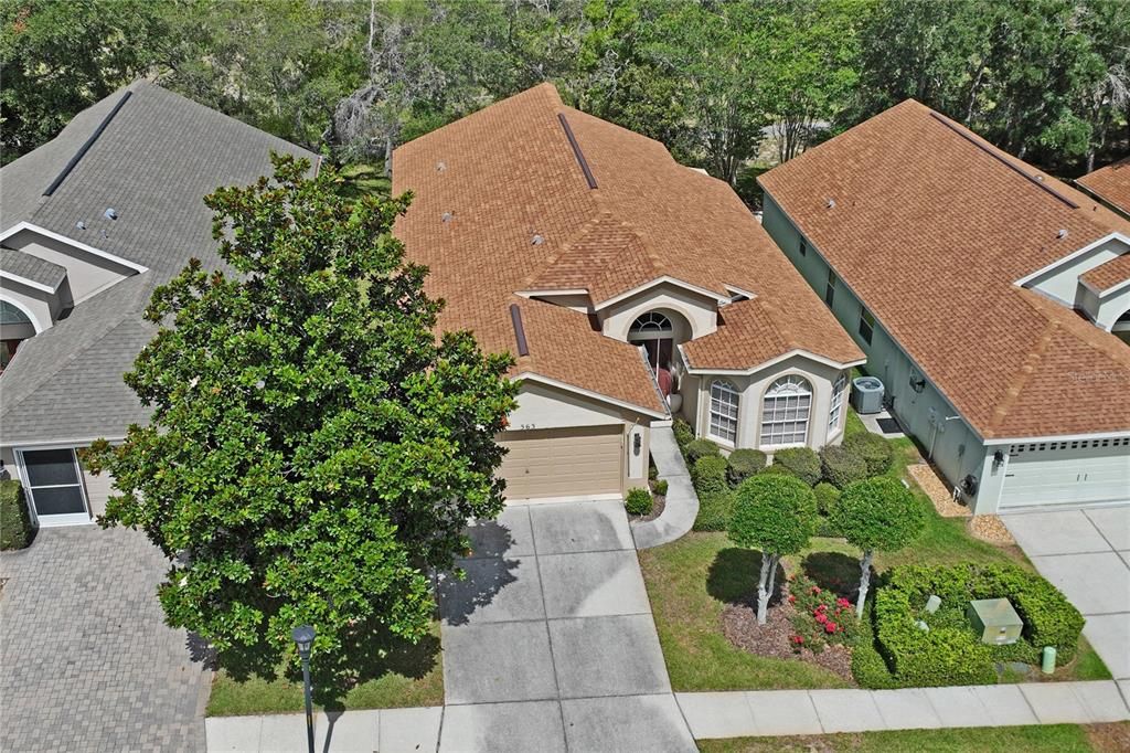For Sale: $299,000 (3 beds, 2 baths, 1975 Square Feet)