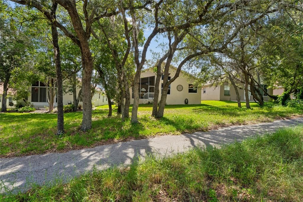 For Sale: $299,000 (3 beds, 2 baths, 1975 Square Feet)
