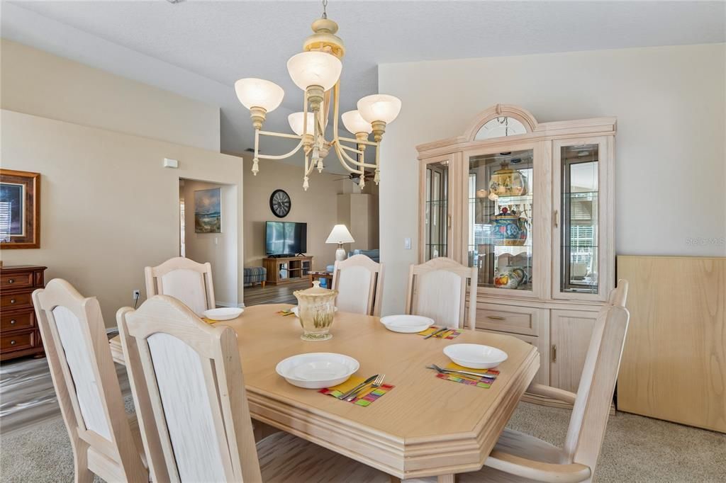 For Sale: $299,000 (3 beds, 2 baths, 1975 Square Feet)