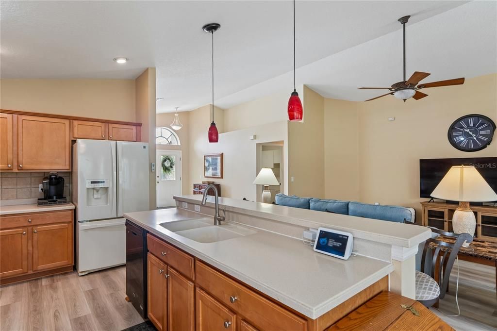 For Sale: $299,000 (3 beds, 2 baths, 1975 Square Feet)