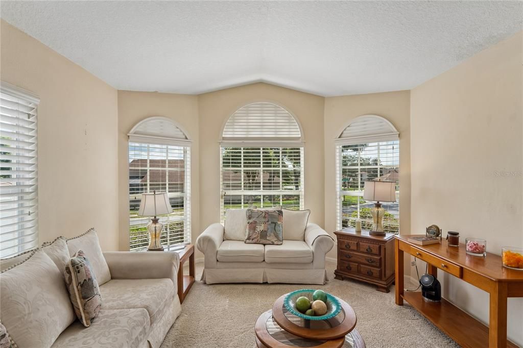 For Sale: $299,000 (3 beds, 2 baths, 1975 Square Feet)