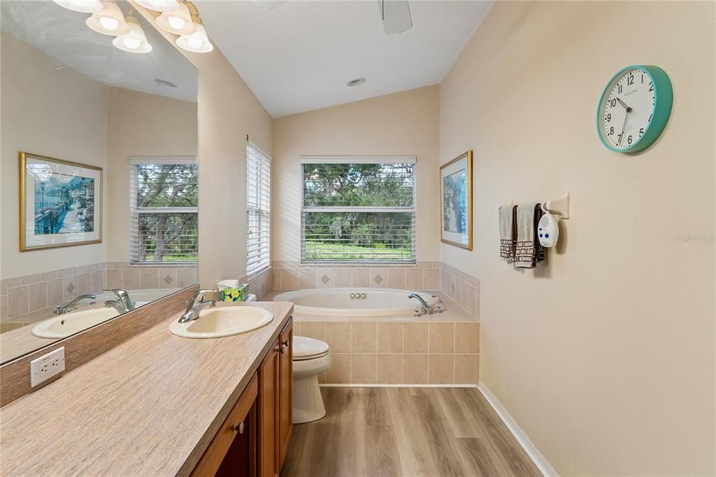 For Sale: $299,000 (3 beds, 2 baths, 1975 Square Feet)