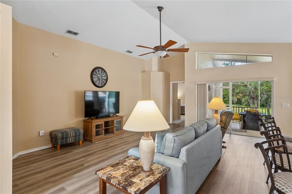 For Sale: $299,000 (3 beds, 2 baths, 1975 Square Feet)