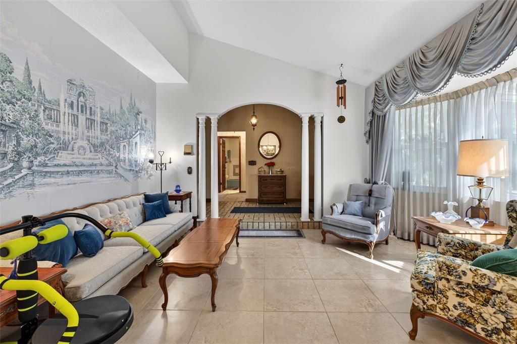 En Venta: $435,900 (3 camas, 2 baños, 1757 Pies cuadrados)