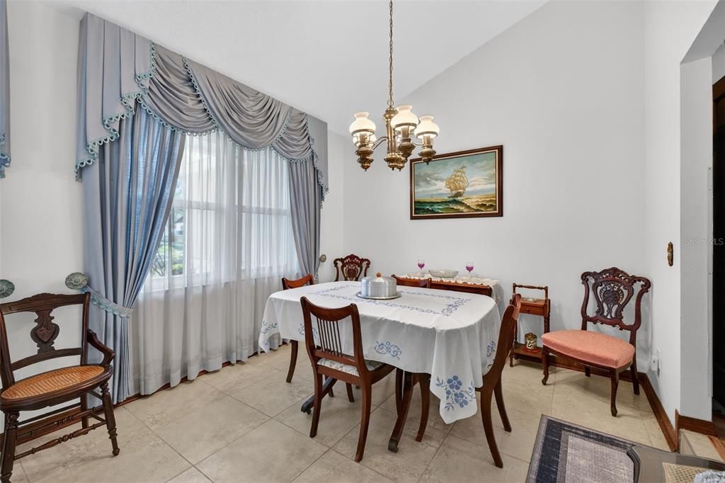 En Venta: $435,900 (3 camas, 2 baños, 1757 Pies cuadrados)