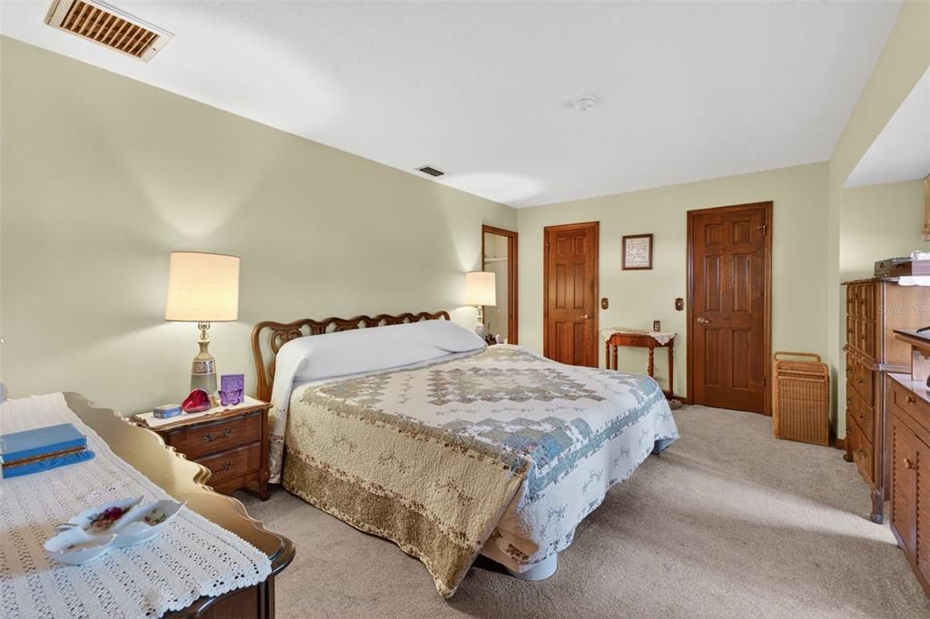 En Venta: $435,900 (3 camas, 2 baños, 1757 Pies cuadrados)