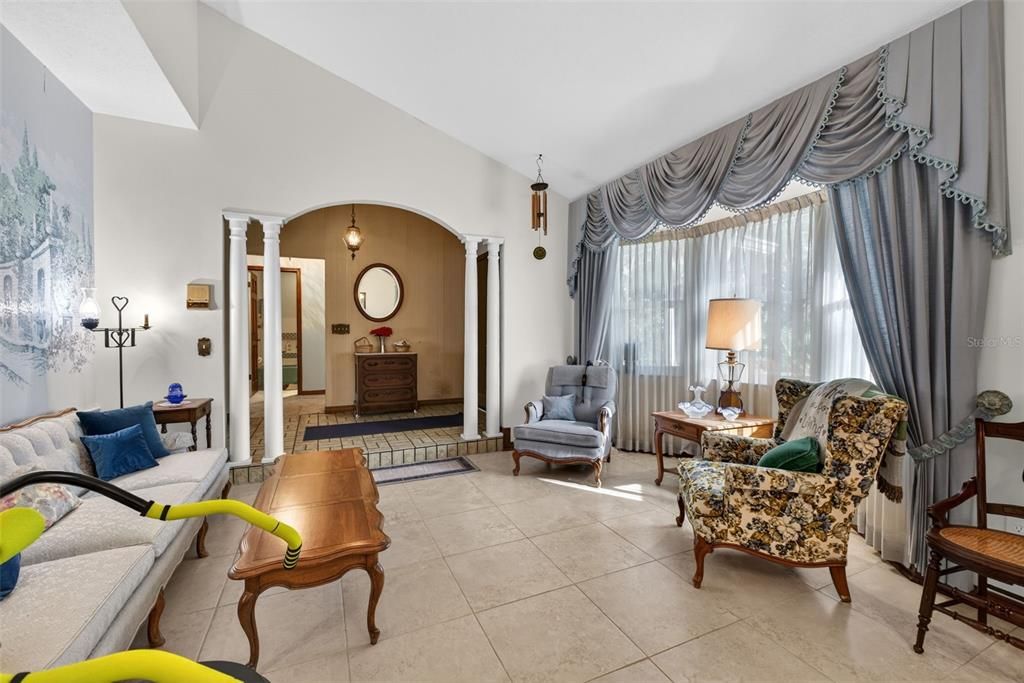 En Venta: $435,900 (3 camas, 2 baños, 1757 Pies cuadrados)