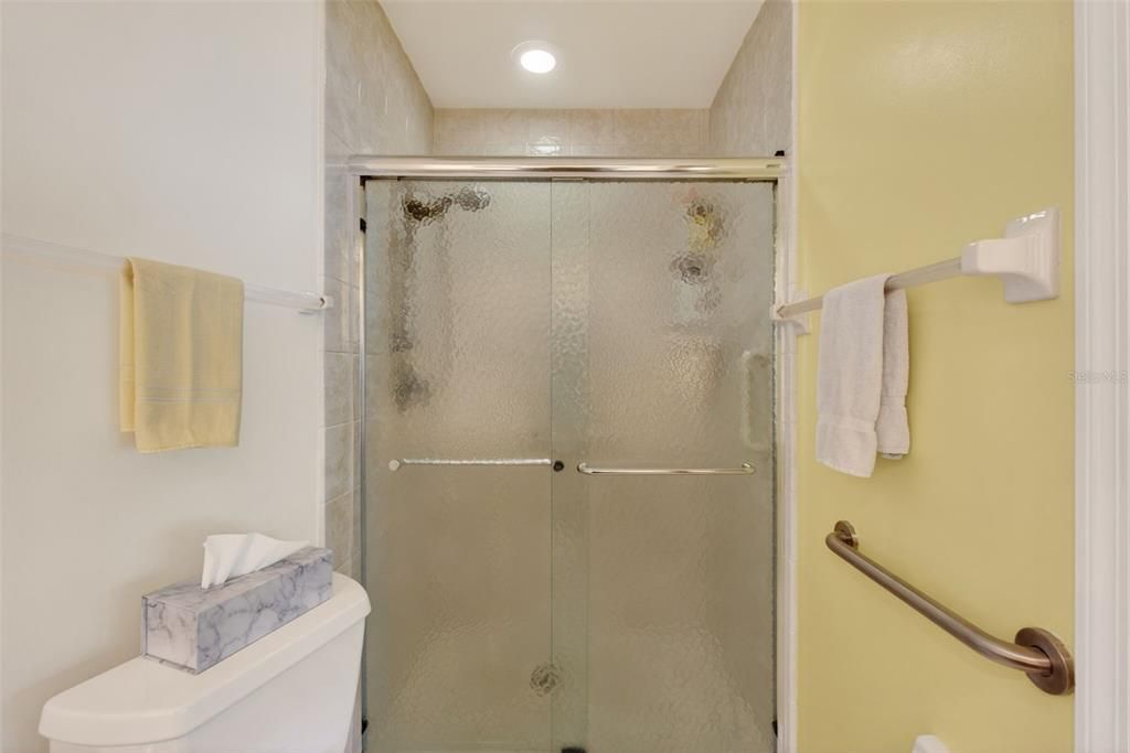 En Venta: $435,900 (3 camas, 2 baños, 1757 Pies cuadrados)
