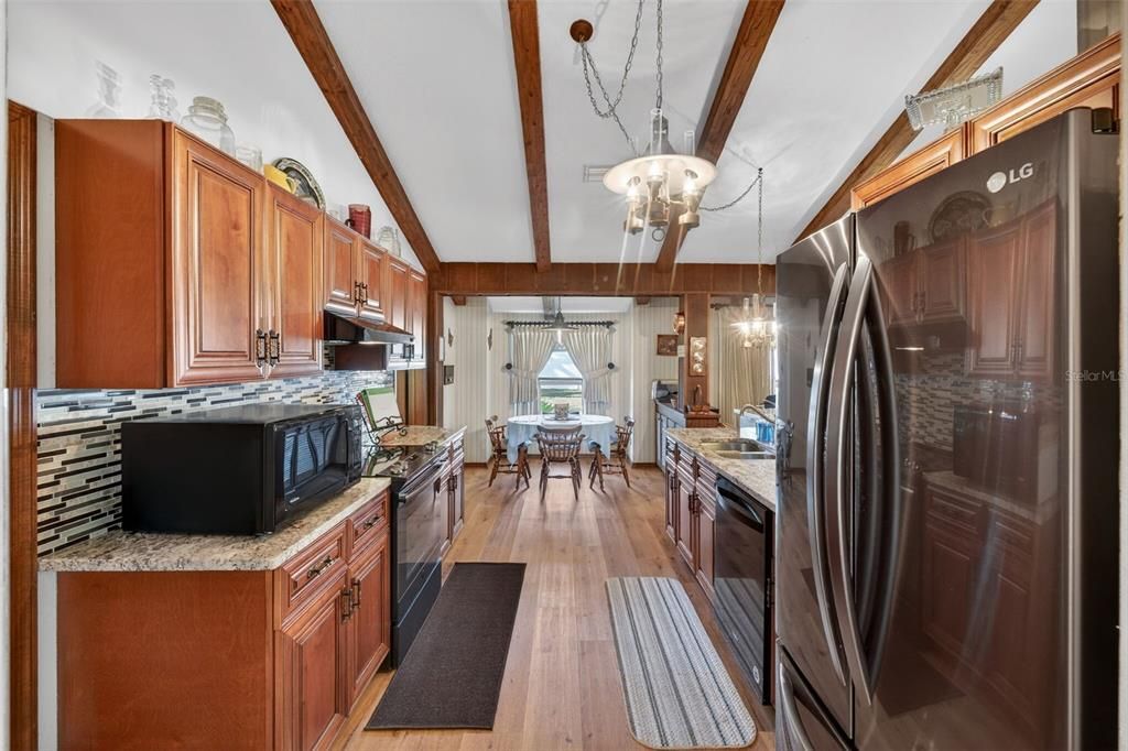 En Venta: $435,900 (3 camas, 2 baños, 1757 Pies cuadrados)