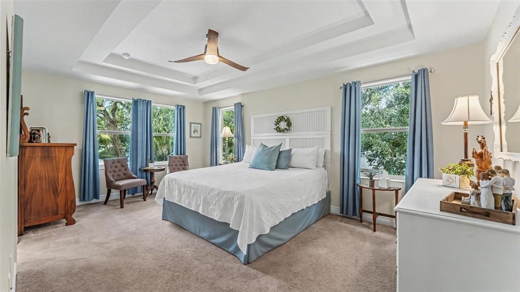 For Sale: $749,900 (4 beds, 3 baths, 2272 Square Feet)