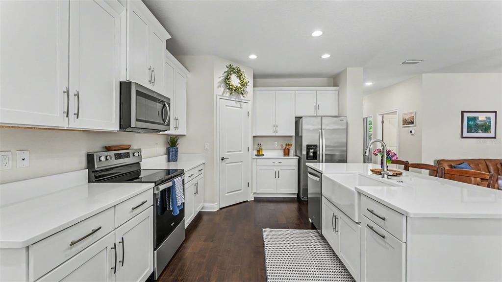 For Sale: $749,900 (4 beds, 3 baths, 2272 Square Feet)