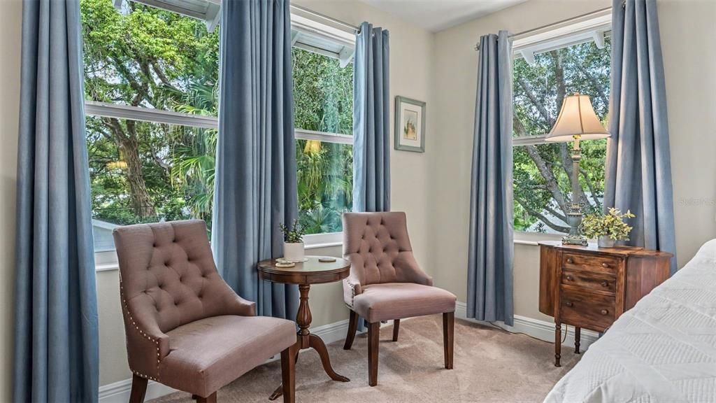 For Sale: $749,900 (4 beds, 3 baths, 2272 Square Feet)
