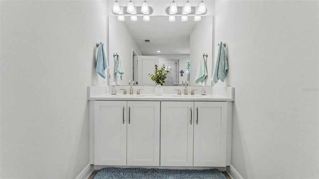 For Sale: $749,900 (4 beds, 3 baths, 2272 Square Feet)