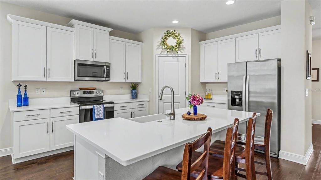 For Sale: $749,900 (4 beds, 3 baths, 2272 Square Feet)