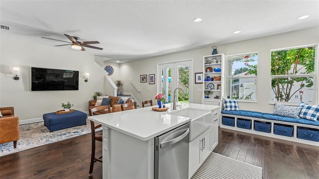 For Sale: $749,900 (4 beds, 3 baths, 2272 Square Feet)