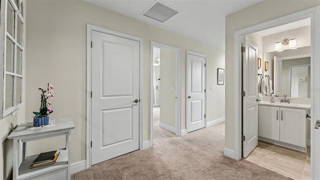 For Sale: $749,900 (4 beds, 3 baths, 2272 Square Feet)