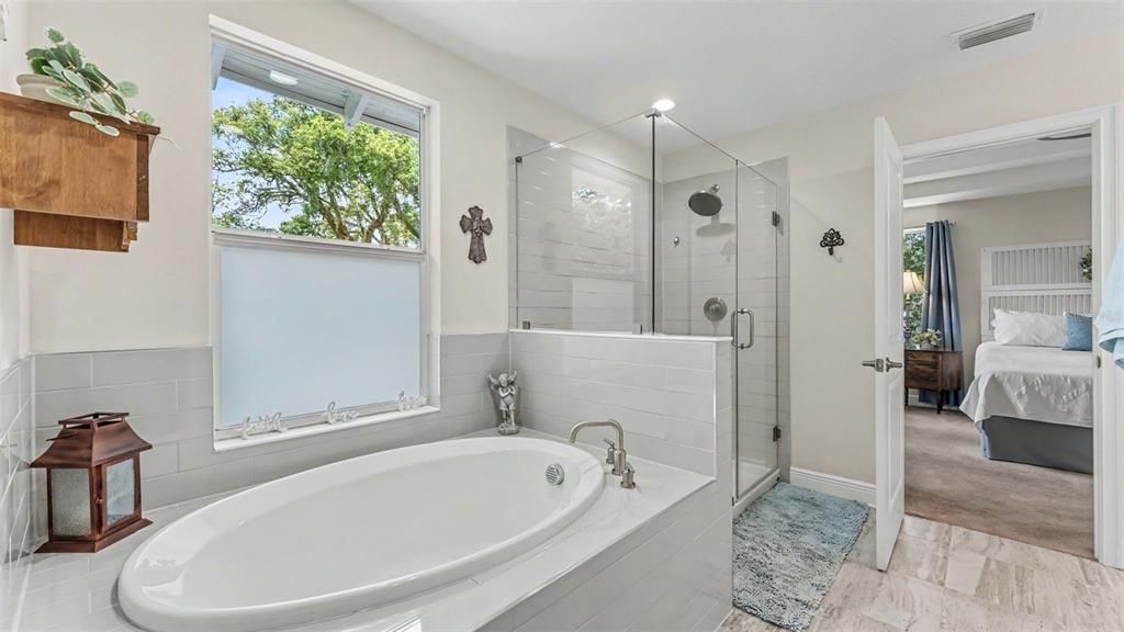For Sale: $749,900 (4 beds, 3 baths, 2272 Square Feet)