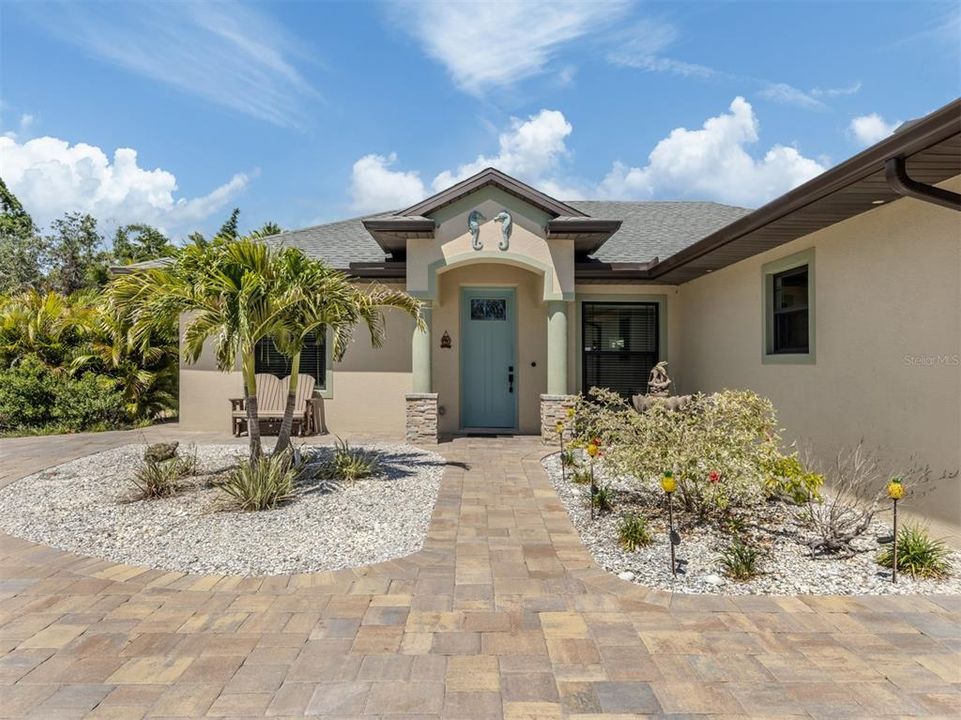 En Venta: $624,900 (3 camas, 2 baños, 1850 Pies cuadrados)