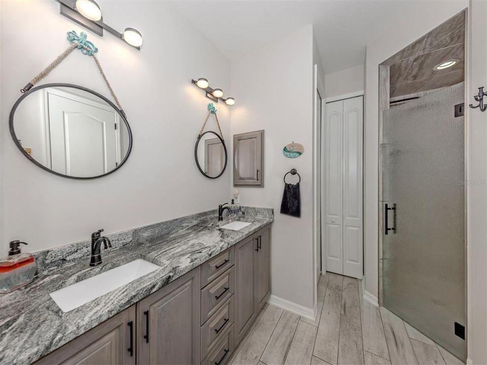 En Venta: $624,900 (3 camas, 2 baños, 1850 Pies cuadrados)