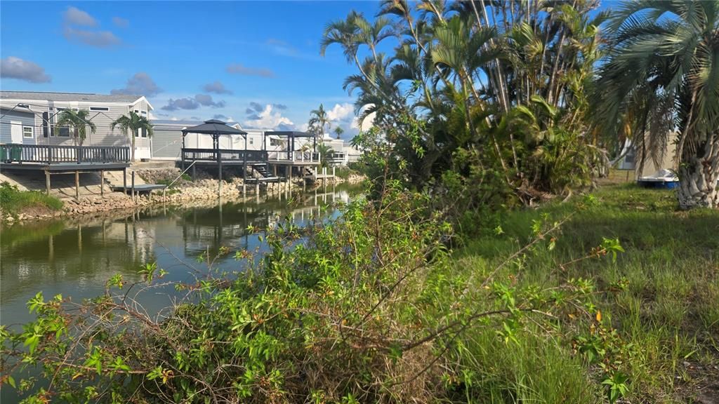 На продажу: $49,900 (0.17 acres)