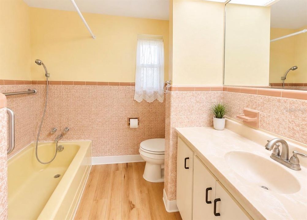 En Venta: $365,000 (3 camas, 2 baños, 1580 Pies cuadrados)