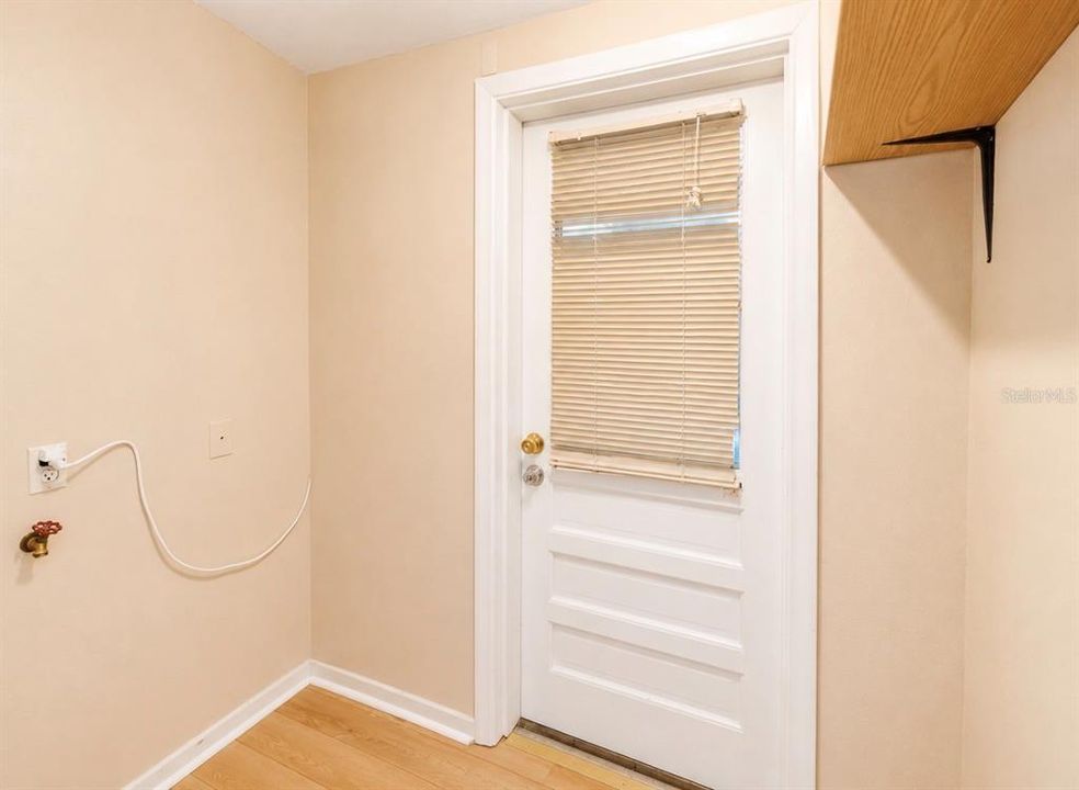 En Venta: $365,000 (3 camas, 2 baños, 1580 Pies cuadrados)