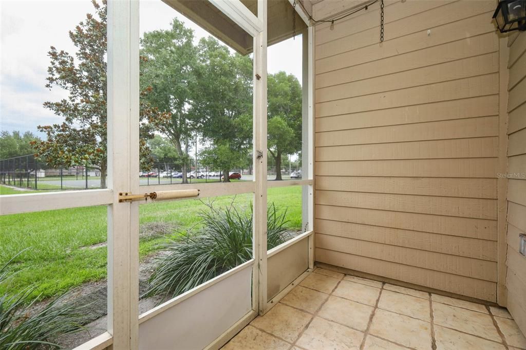 En Venta: $225,000 (2 camas, 2 baños, 1098 Pies cuadrados)
