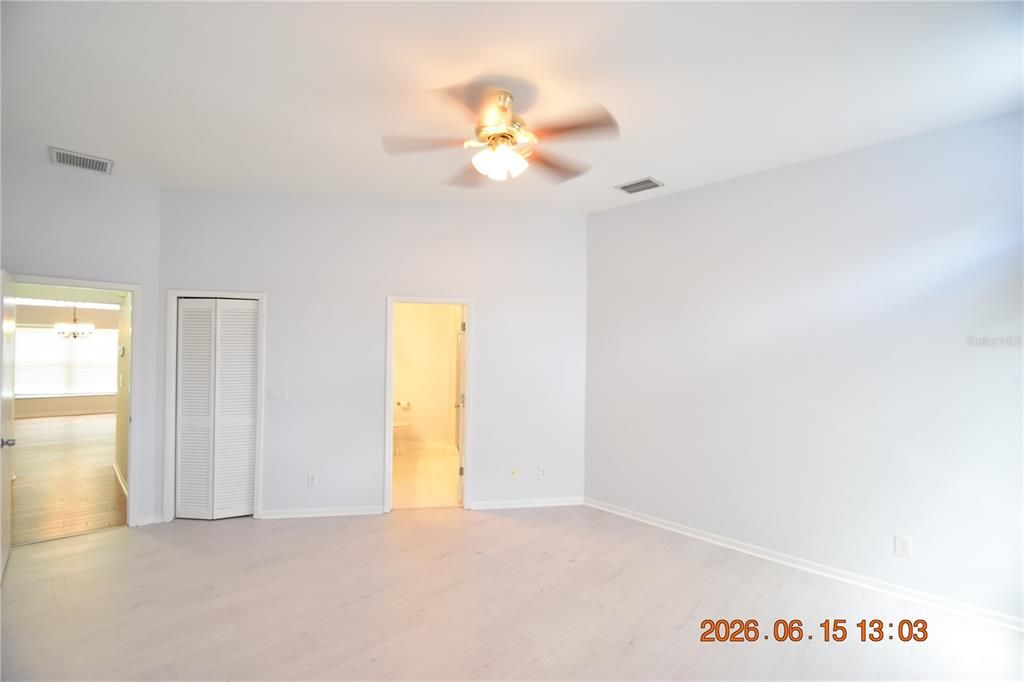 For Rent: $2,895 (3 beds, 2 baths, 2041 Square Feet)
