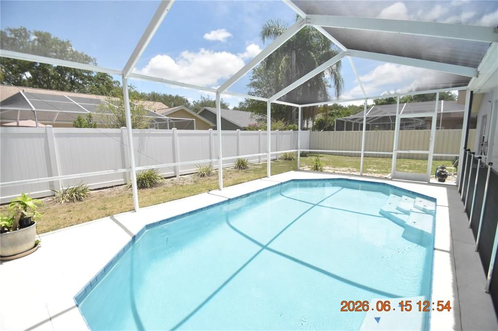 For Rent: $2,895 (3 beds, 2 baths, 2041 Square Feet)