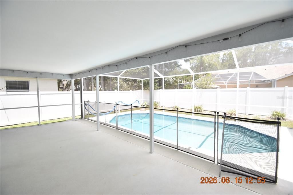 For Rent: $2,895 (3 beds, 2 baths, 2041 Square Feet)