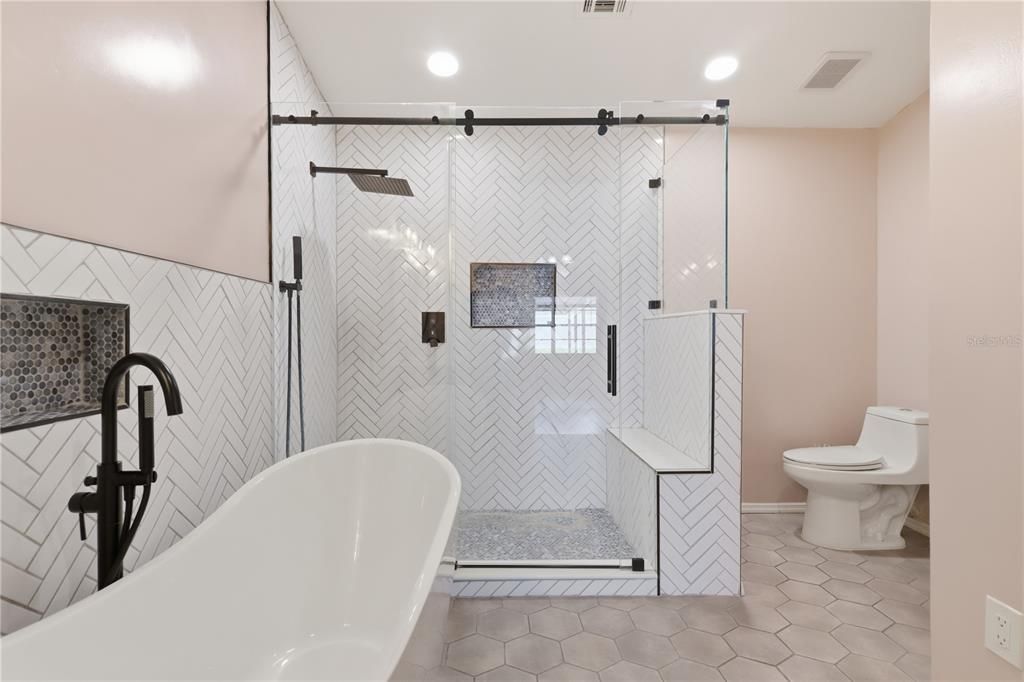 На продажу: $419,000 (3 спален, 2 ванн, 1868 Квадратных фут)