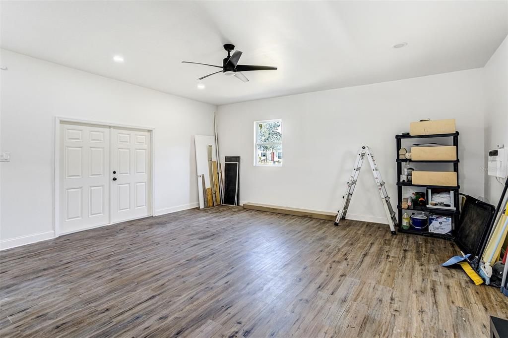 For Sale: $524,900 (3 beds, 2 baths, 1648 Square Feet)