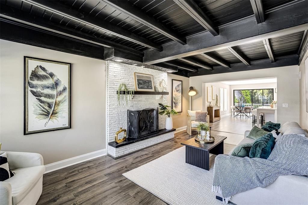 For Sale: $524,900 (3 beds, 2 baths, 1648 Square Feet)