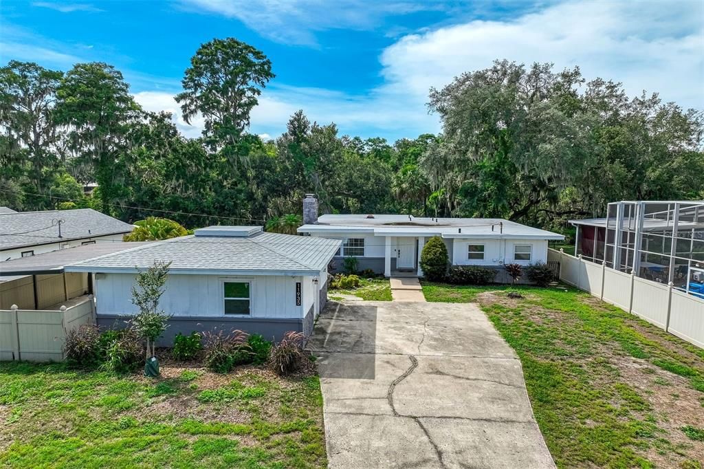 For Sale: $524,900 (3 beds, 2 baths, 1648 Square Feet)