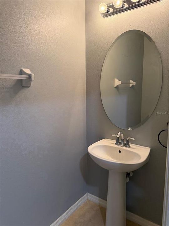 For Sale: $345,999 (3 beds, 2 baths, 1829 Square Feet)