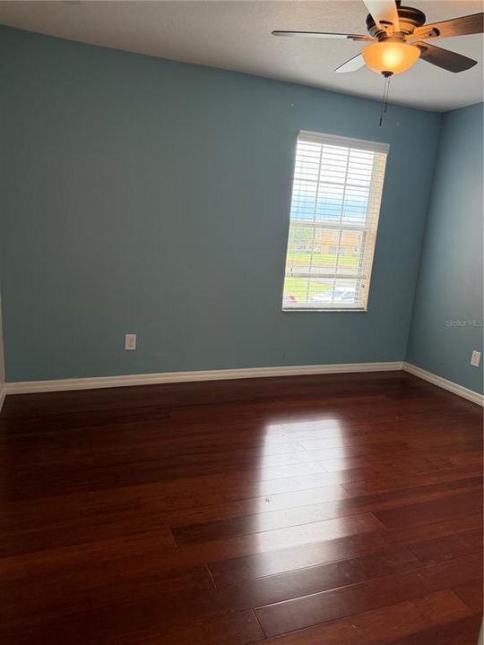 For Sale: $345,999 (3 beds, 2 baths, 1829 Square Feet)