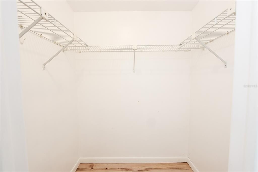 For Sale: $525,000 (3 beds, 2 baths, 2109 Square Feet)