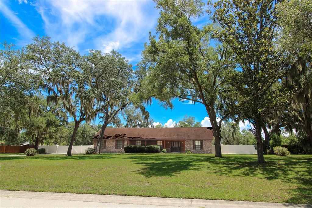 For Sale: $525,000 (3 beds, 2 baths, 2109 Square Feet)