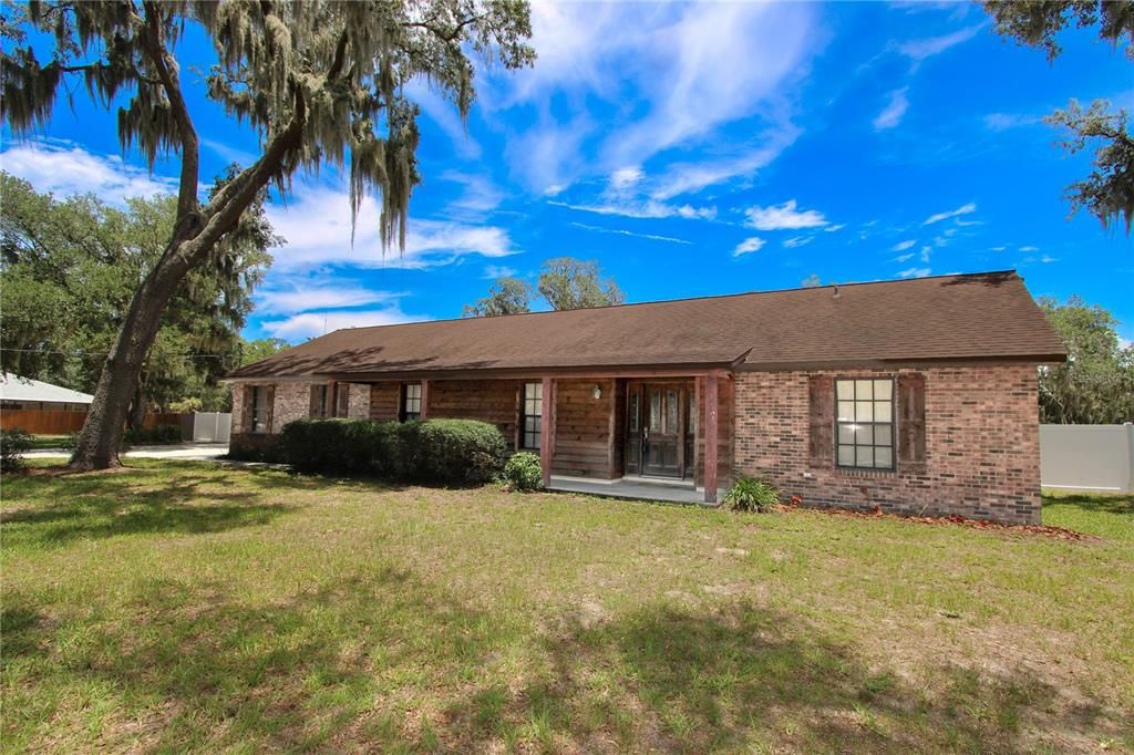 For Sale: $525,000 (3 beds, 2 baths, 2109 Square Feet)