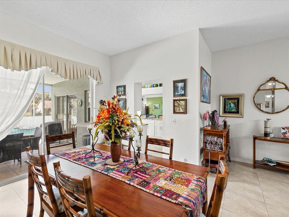For Sale: $365,000 (2 beds, 2 baths, 1883 Square Feet)