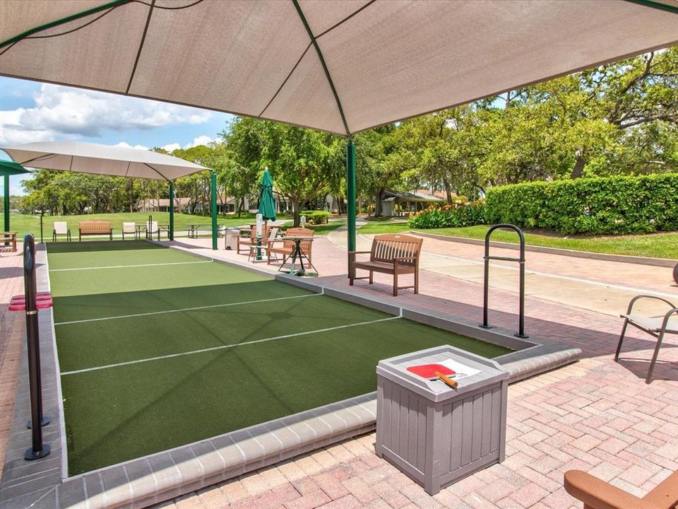 For Sale: $365,000 (2 beds, 2 baths, 1883 Square Feet)
