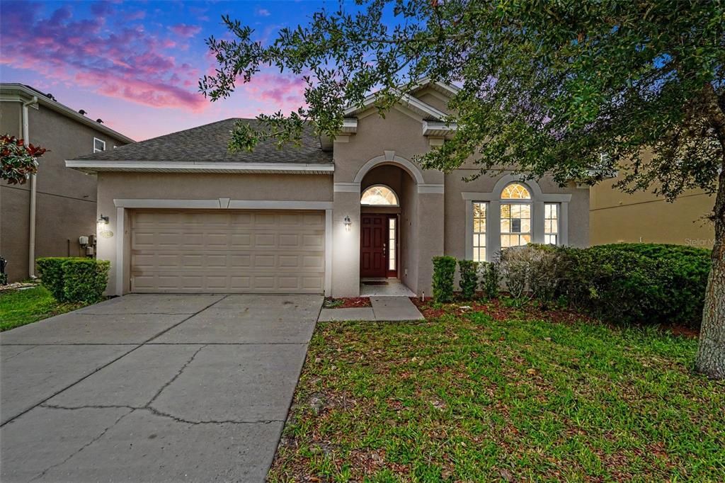For Sale: $425,000 (4 beds, 3 baths, 2410 Square Feet)