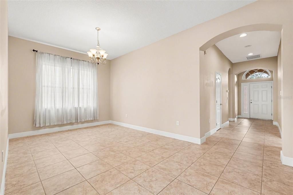 For Sale: $425,000 (4 beds, 3 baths, 2410 Square Feet)