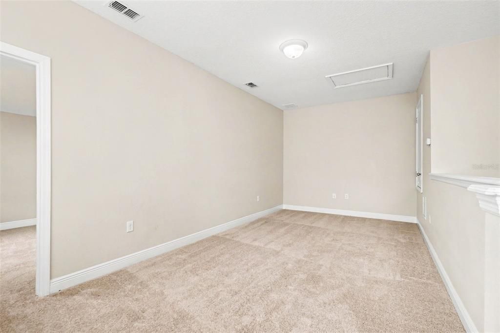 For Sale: $425,000 (4 beds, 3 baths, 2410 Square Feet)