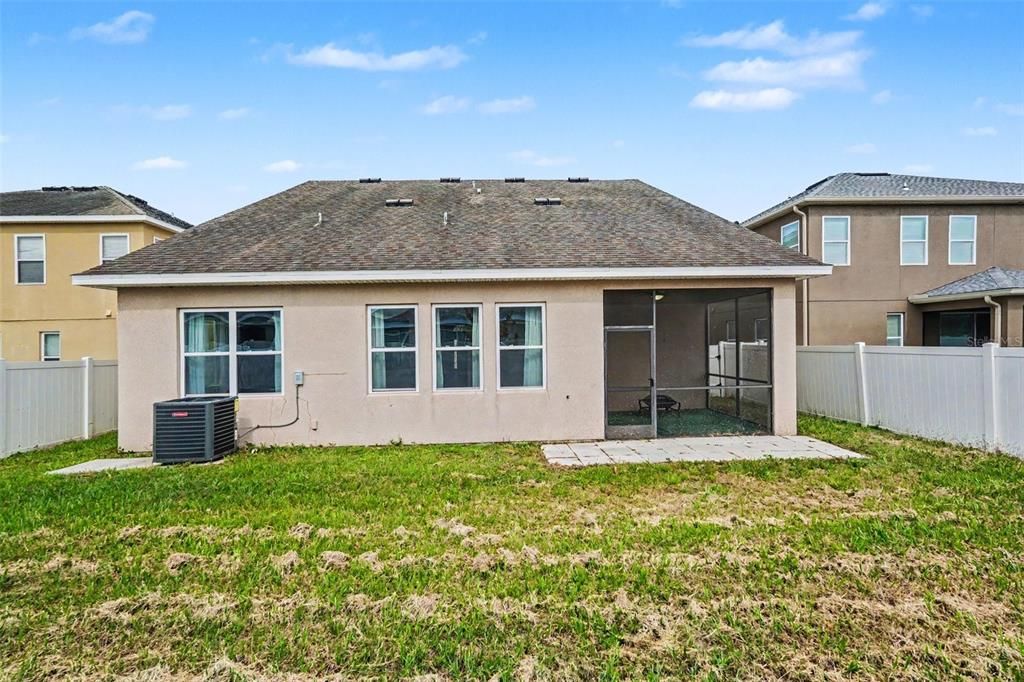 For Sale: $425,000 (4 beds, 3 baths, 2410 Square Feet)