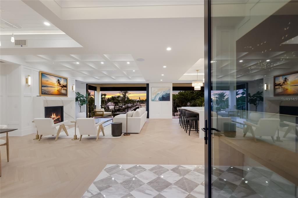For Sale: $8,995,000 (5 beds, 5 baths, 3700 Square Feet)